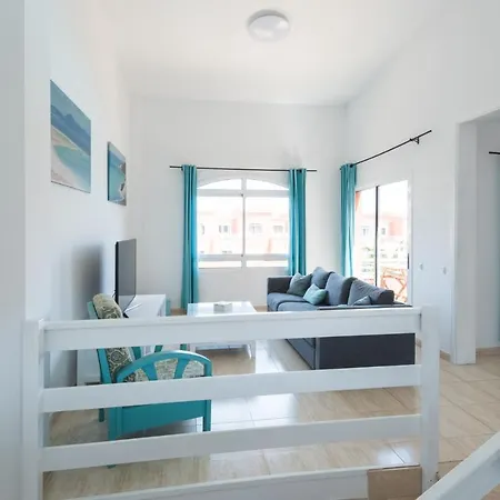 Em Holidays * Коральео