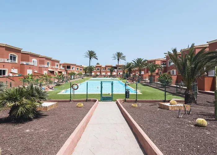 Ferienhaus Em Holidays *